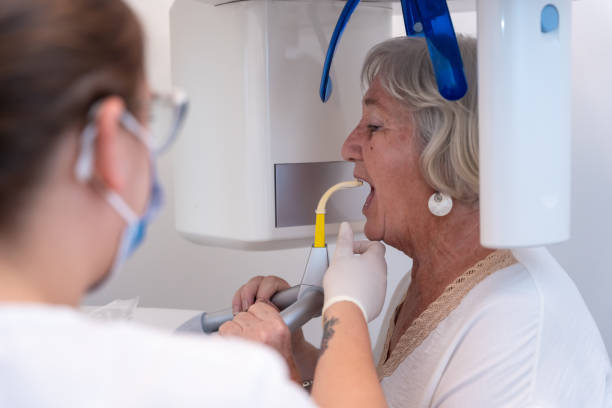 Best Emergency Treatment for Toothache in Nsfield Center, MA